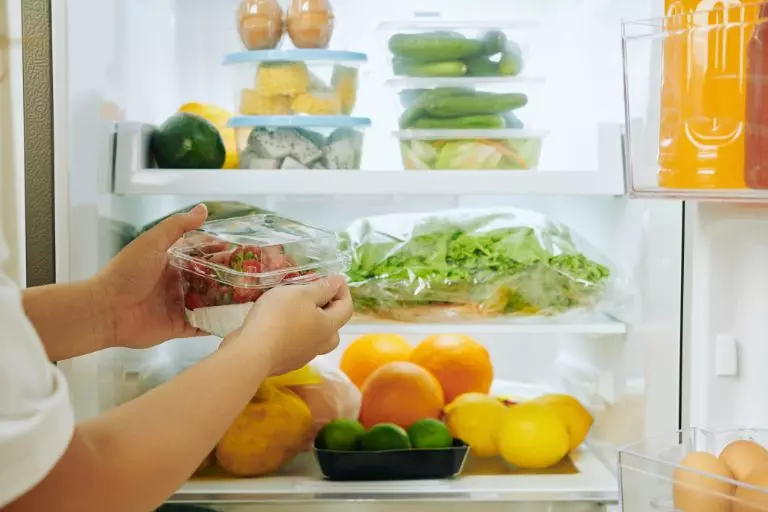 frutas e verduras dentro ou fora da geladeira